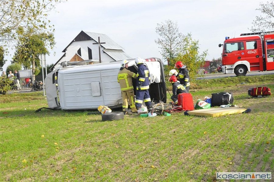 W wypadku zginęła pasażerka mercedesa