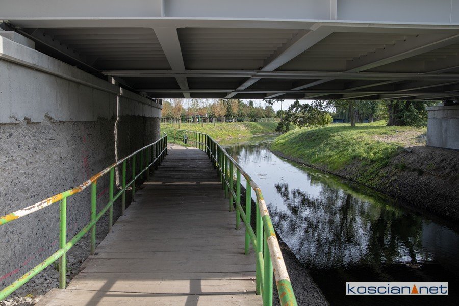 Starą kładkę zastąpi nowa. 