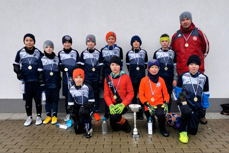 AP Reissa Kościan z Pucharem Piast Cup 2021