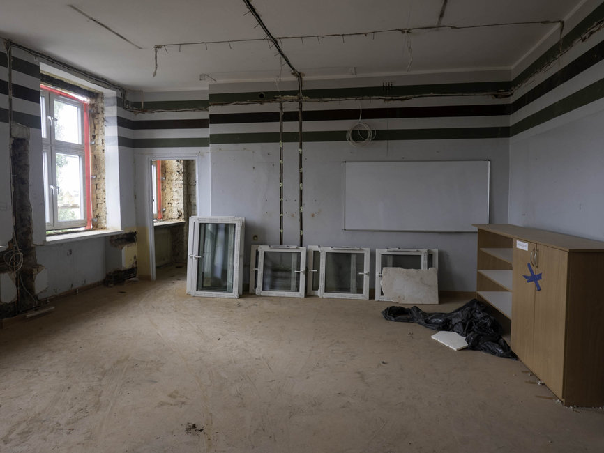 Jedna trzecia klas we wrześniu i październiku będzie wyłączona z użytkowania.