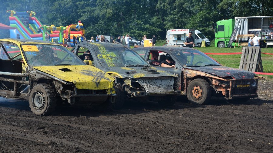 Podczas Wrak Race Kokorzyn zebrano 26 822 złotych i 8 euro