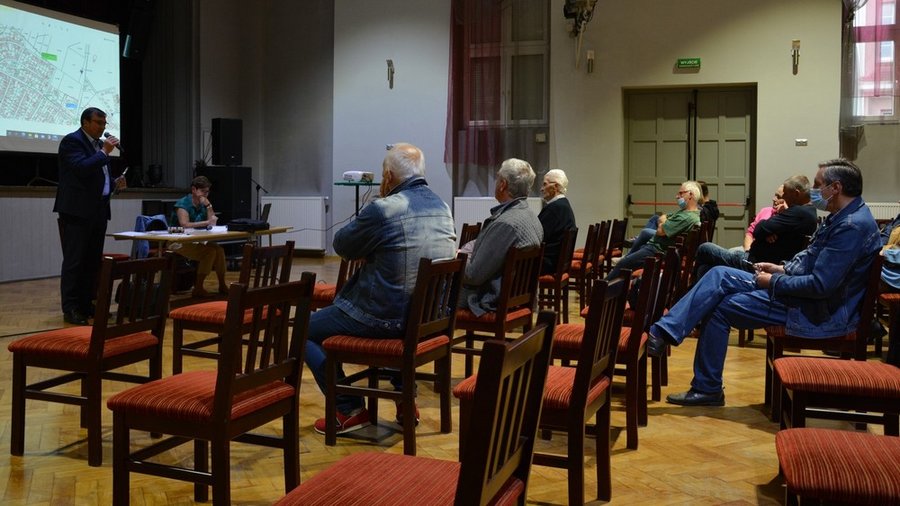 Na spotkanie przyszło niewielu mieszkańców. O ograniczeniu prędkości zdecydowały głosy kilku osób.  Fot. H. Danel / Gazeta Kościańska