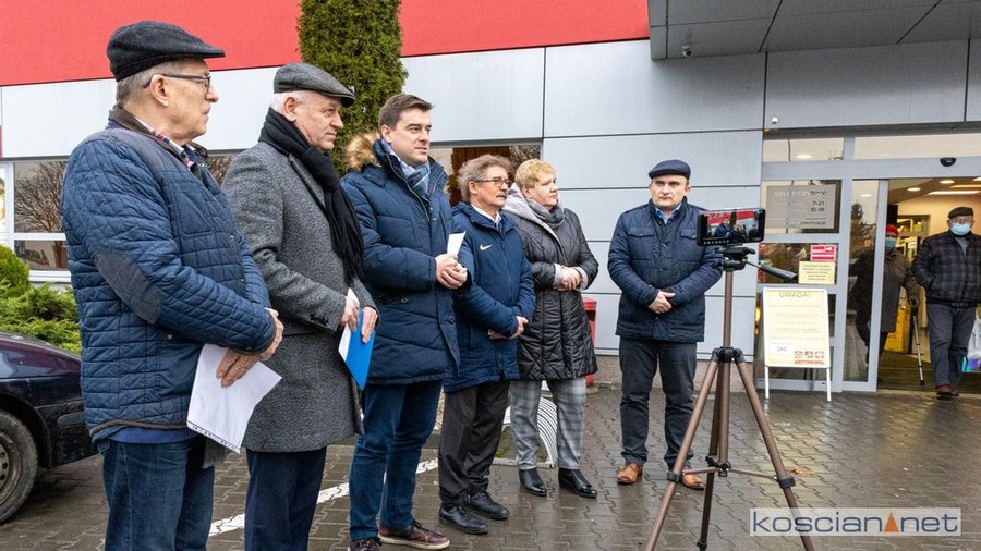 Od lewej: Henryk Michalski, Andrzej Przybyła, Grzegorz Rusiecki, Wojciech Ziemniak, Barbara Gelert, Dominik Wieszczeczyński.
