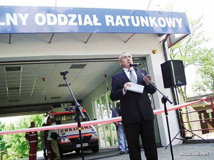 Rok 2003. Dyrektor Zbigniew Szewczyk