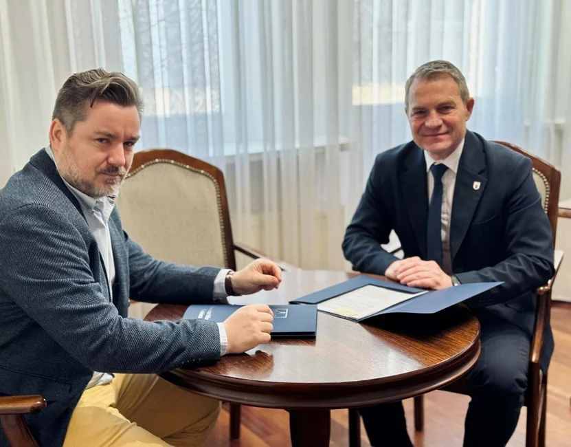 Umowę podpisano w kościańskim magistracie w środę, 5 lutego. Fot. UMK 