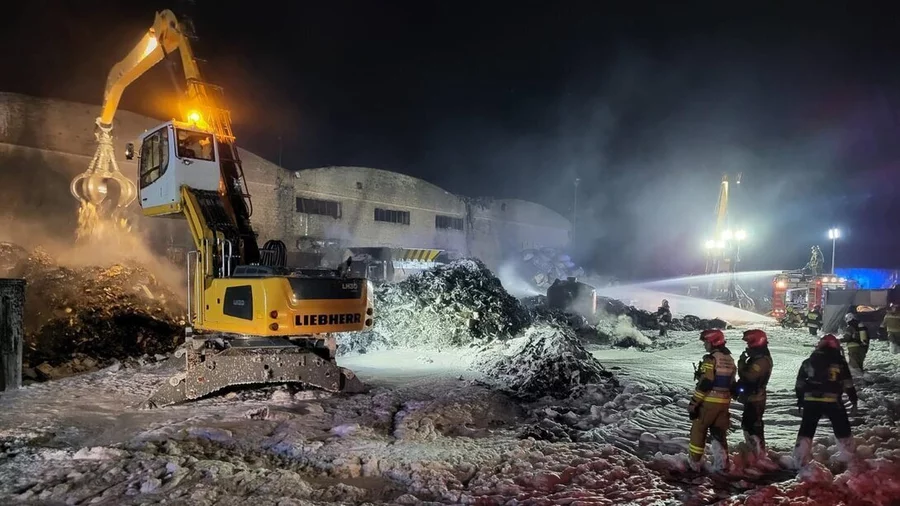 Pożar z 6 marca gaszono przez 10 godzin. Fot. PSP Kościan