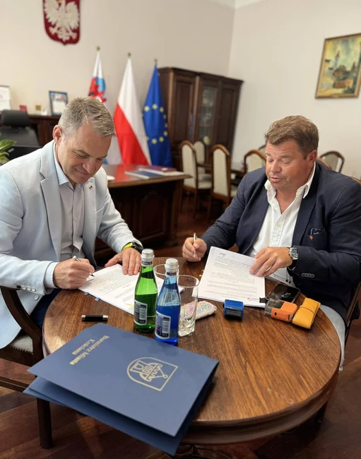 Umowę z wykonawcą podpisano w poniedziałek, 30 czerwca.  