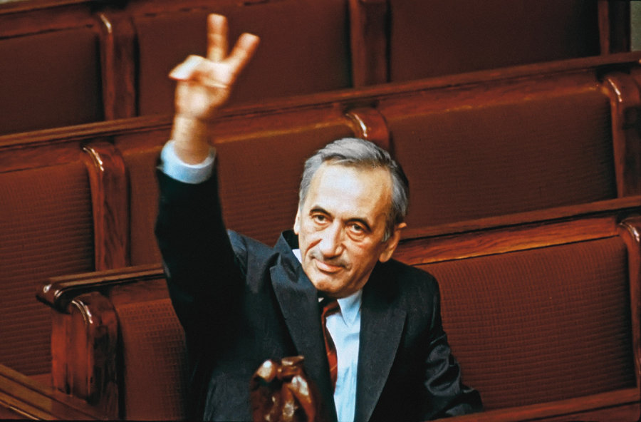 Premier Tadeusz Mazowiecki