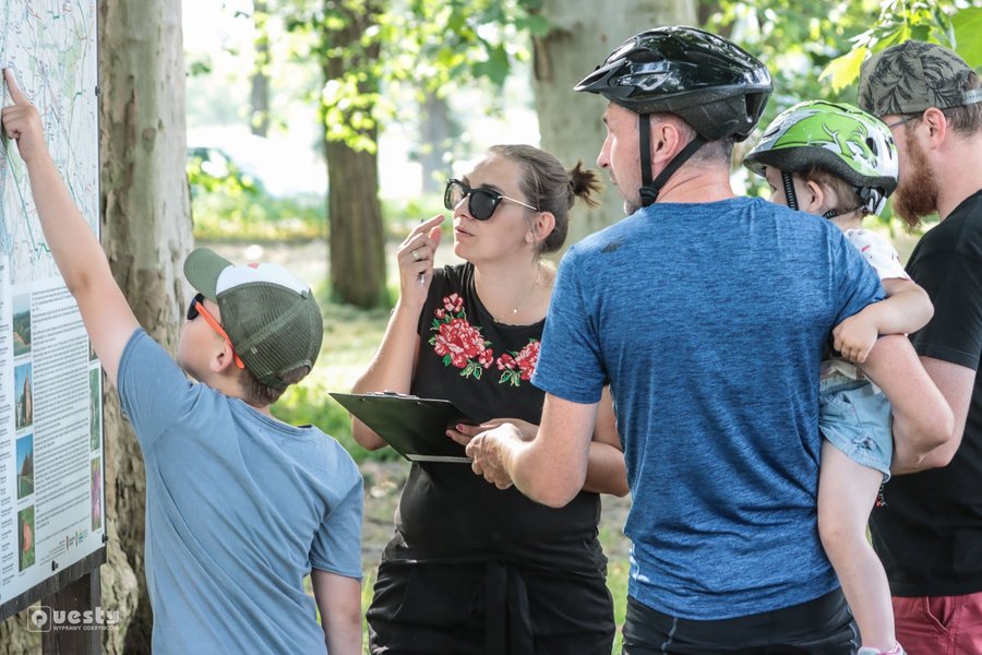 Na trasie czempińskiego questu rowerowego