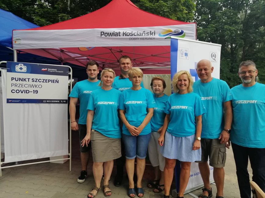 Mobilny punkt szczepień w Nowym Dębcu 