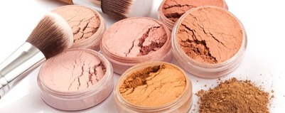 Rodzaje pudrów do twarzy