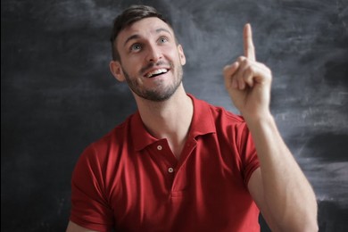 Jak nosić koszulki POLO?