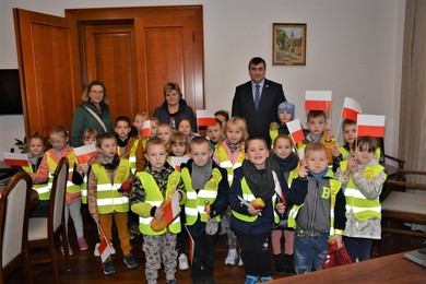 Przedszkolacy w magistracie