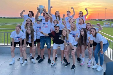 Piłkarki ze Starych Oborzysk awansowały do II ligi!