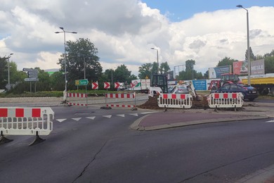 Kościan: utrudnienia na rondzie na ul. Gostyńskiej