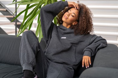 Damskie spodnie dresowe: Wygoda i styl na wiosnę