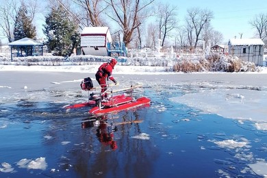 Doskonalili się z ratownictwa lodowego