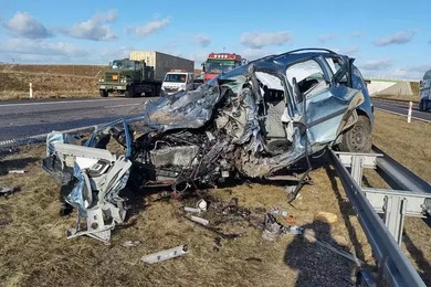 Siedmiu zabitych, siedemdziesięciu pięciu rannych