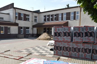 Remontują szkołę w Kiełczewie 