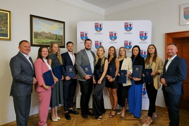 Awanse nauczycieli z powiatowych szkół 