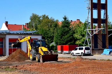 Remontują plac i wybudują boisko