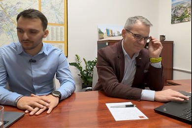 Kościaniacy pytali, burmistrz odpowiadał. Udane spotkanie na Facebooku 