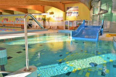 Wykryto bakterię Legionella w basenie rekreacyjnym 