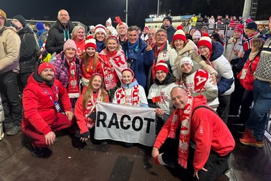 Kibice SKS Jantar świętują sukces polskiego skoczka!